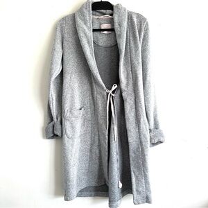 Victoria's Secret women’s robe size M
